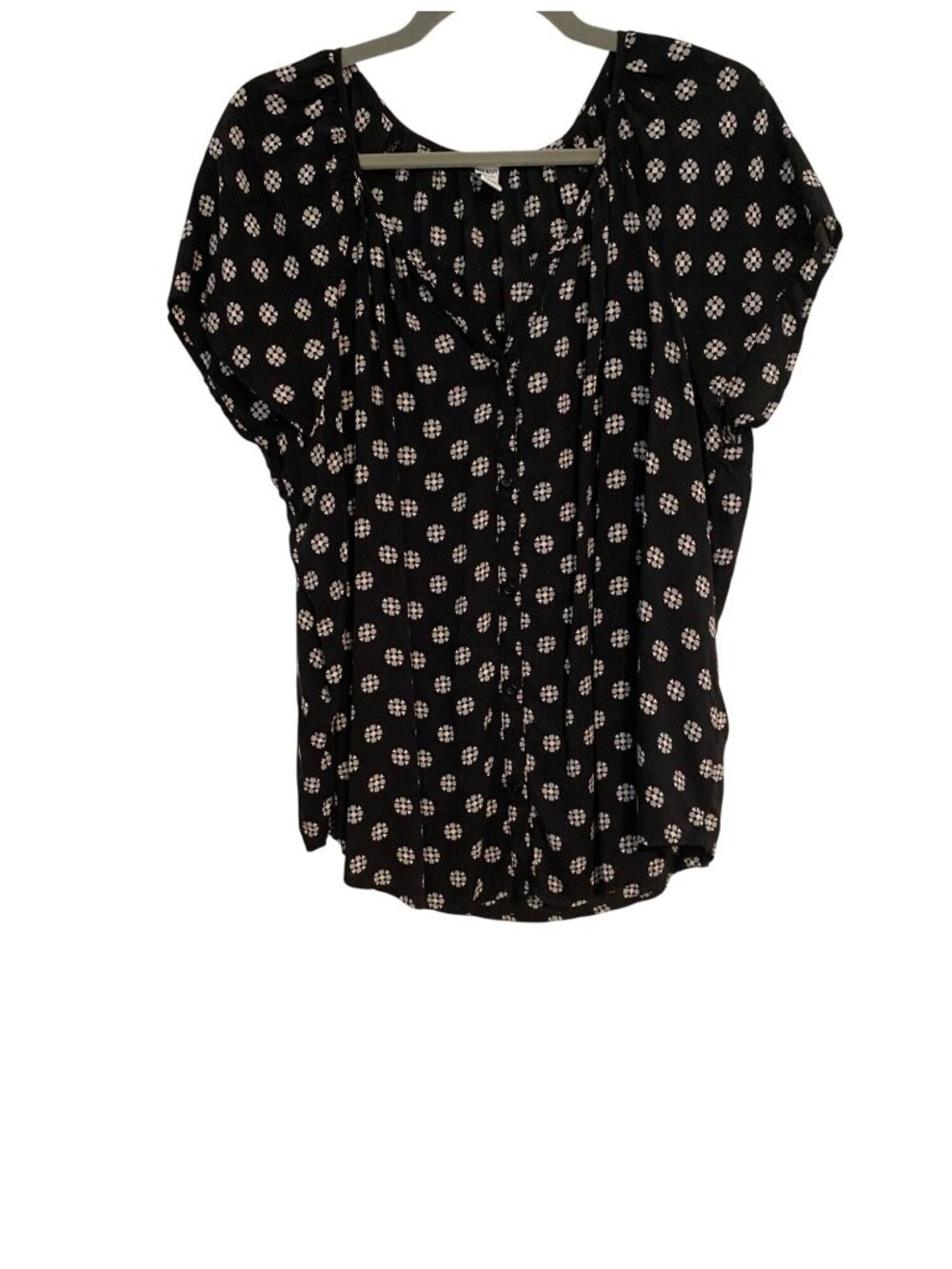Old Navy Women's XL Black & White Top Floral Print Short Sleeve Button Up Boho